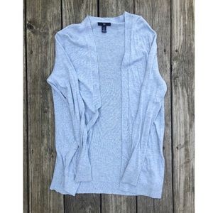 Gap sweater
